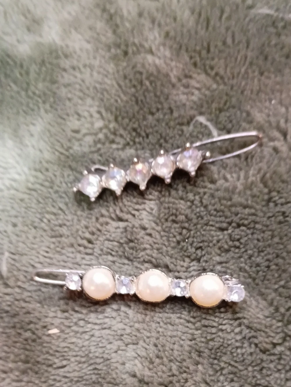 Vintage Elegant Pearl and Crystal Hair Clips - White Pearls with Silver Accents